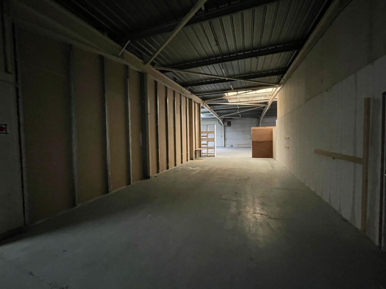 Local d'activité Leers 1350m² Location local d'activité Leers Nord OLACT2530591 4